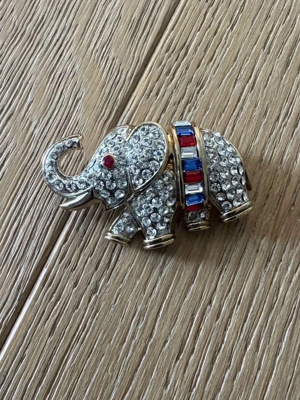Baguette Elephant Pin/Brooch